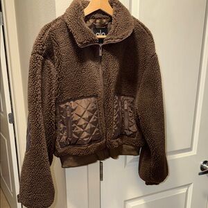 ALO Yoga Brown Sherpa Jacket with Quilted Accents